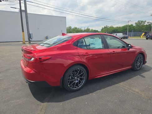 New 2026 Toyota Camry SE FWD image 5