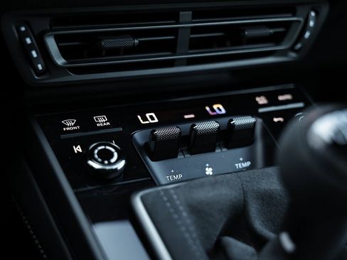 Used 2024 Porsche 911 Carrera T image 35