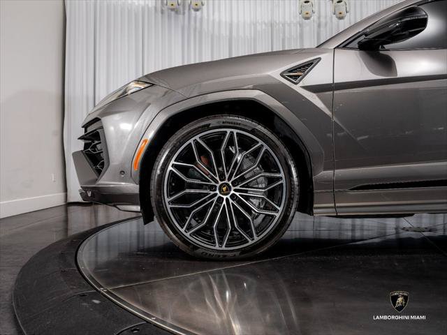 Used 2025 Lamborghini Urus S AWD/4WD image 7