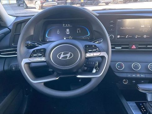 New 2026 Hyundai Elantra SE w/ Cargo Package FWD image 6