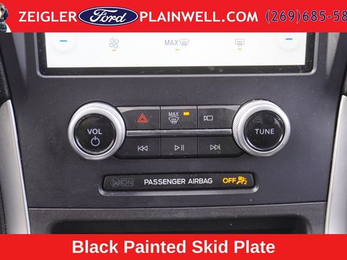 Used 2023 Ford Edge SE w/ Black Appearance Package AWD/4WD image 19