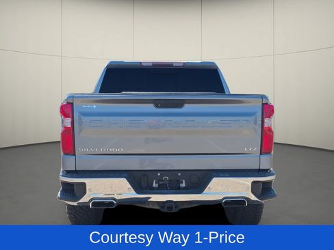 Used 2019 Chevrolet Silverado 1500 LTZ AWD/4WD image 8