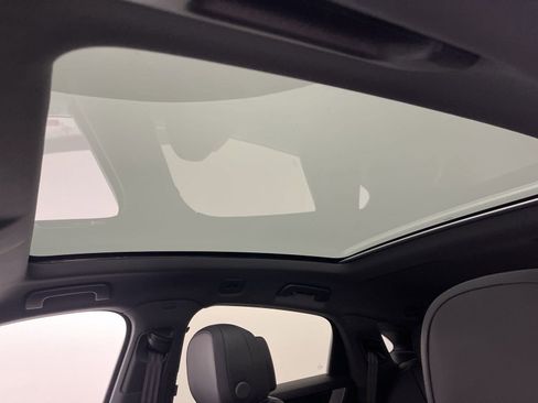 New 2025 Porsche Cayenne Coupe image 15