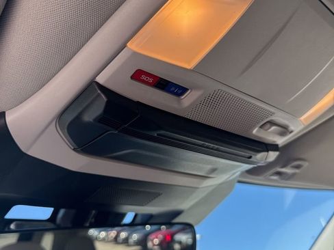 Certified 2024 Subaru Ascent Premium w/ Convenience Package image 18