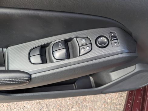 Used 2024 Nissan Altima 2.5 SV image 18