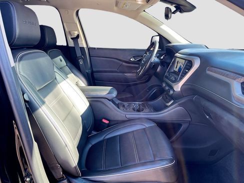 Used 2021 GMC Acadia Denali w/ Denali Technology Package AWD/4WD image 31