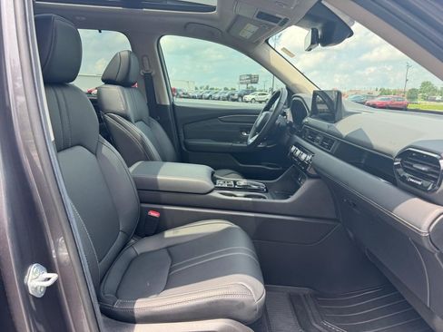 Certified 2026 Honda Pilot Touring image 20