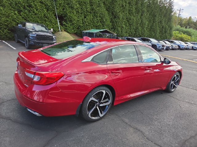 Used 2018 Honda Accord Sport image 7