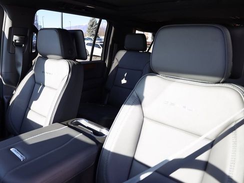 New 2026 GMC Yukon XL Denali w/ Denali Reserve Package image 16