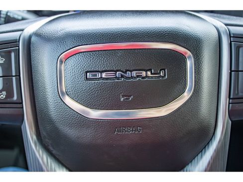 Used 2023 GMC Yukon Denali Ultimate AWD/4WD image 38