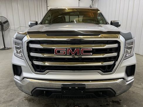 Used 2019 GMC Sierra 1500 SLE image 2