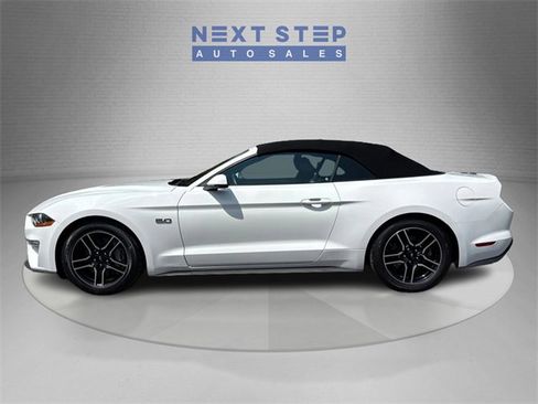 Used 2020 Ford Mustang GT Premium image 4