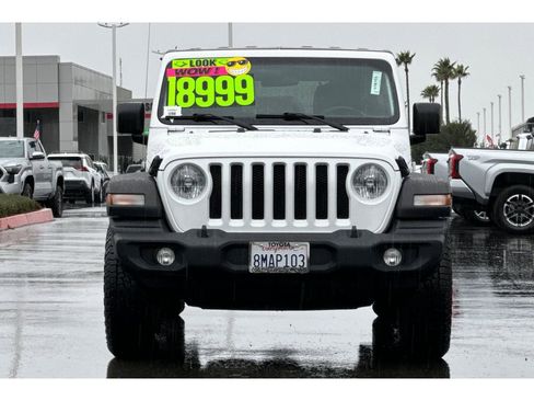 Used 2020 Jeep Wrangler Unlimited Sport S image 9