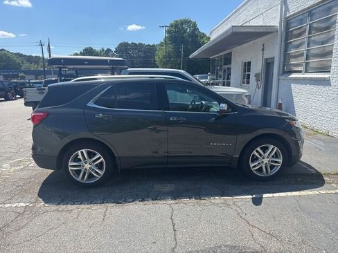 Used 2020 Chevrolet Equinox Premier FWD image 3