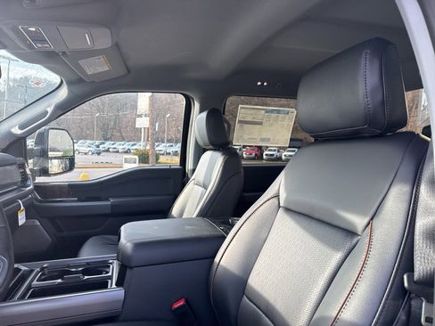 New 2026 Ford F350 Lariat w/ Black Appearance Package image 21