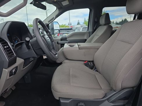 Used 2022 Ford F250 XLT AWD/4WD image 4