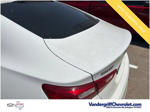 Used 2017 Chevrolet Malibu LS w/ LPO, Convenience Package 2 FWD image 10