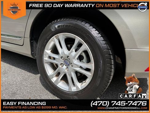 Used 2015 Volvo XC60 T5 Premier w/ Proximity Package FWD image 14