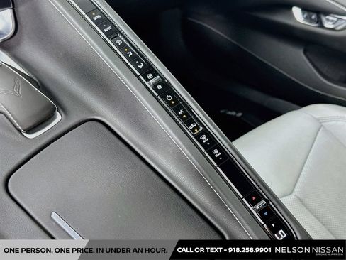 Used 2020 Chevrolet Corvette Stingray Coupe w/ 1LT RWD image 15