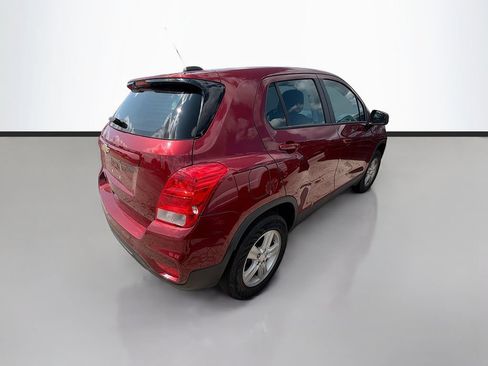 Used 2021 Chevrolet Trax LS AWD/4WD image 8