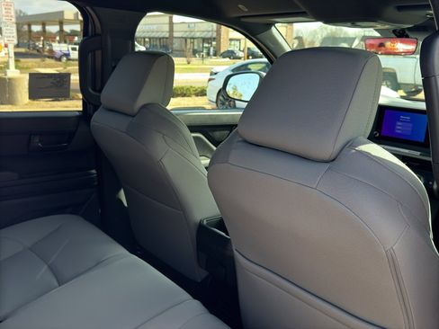 New 2026 Toyota Tacoma SR5 image 14