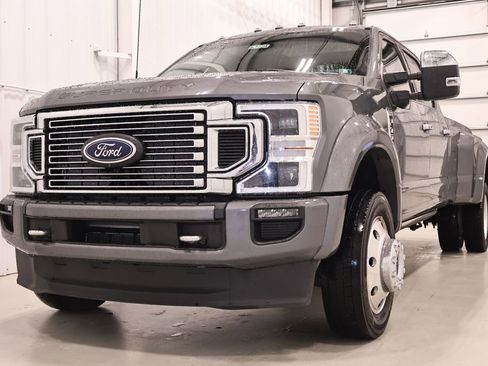 Certified 2022 Ford F450 Platinum AWD/4WD image 6