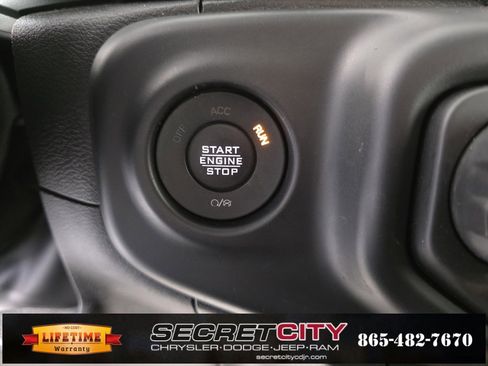 Used 2023 Jeep Wrangler Sahara image 23