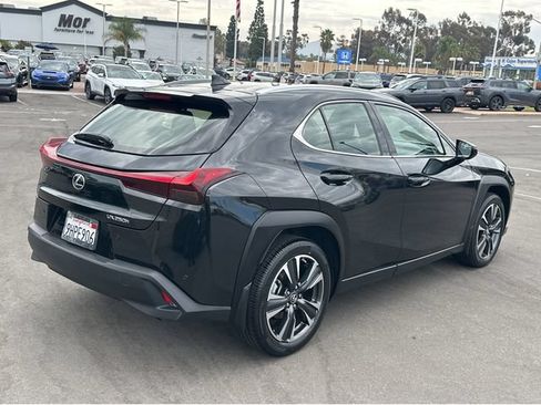 Used 2024 Lexus UX 250h FWD image 6