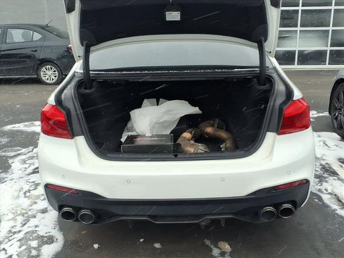 Used 2018 BMW M550i xDrive image 7