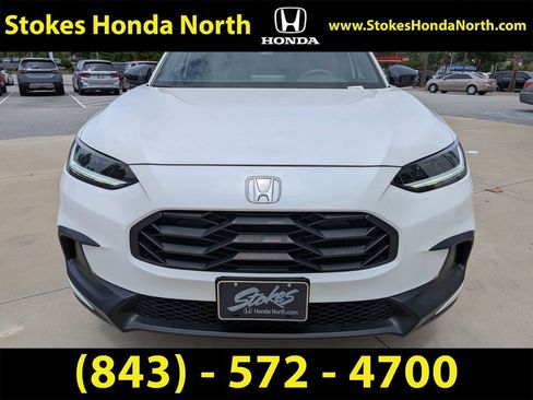 Used 2024 Honda HR-V Sport image 11