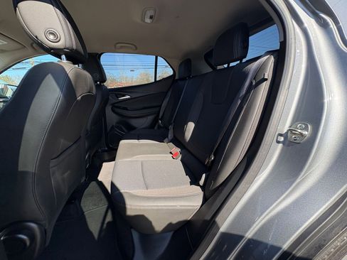 Used 2025 Buick Encore GX Preferred AWD/4WD image 23