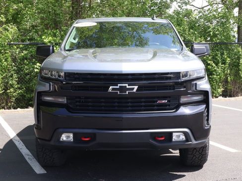 Used 2021 Chevrolet Silverado 1500 LT Trail Boss w/ Convenience Package II AWD/4WD image 2