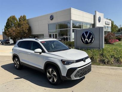 New 2025 Volkswagen Taos SE