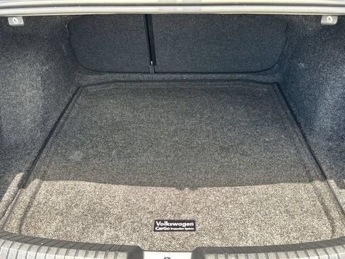 Used 2025 Volkswagen Jetta GLI Autobahn FWD image 17