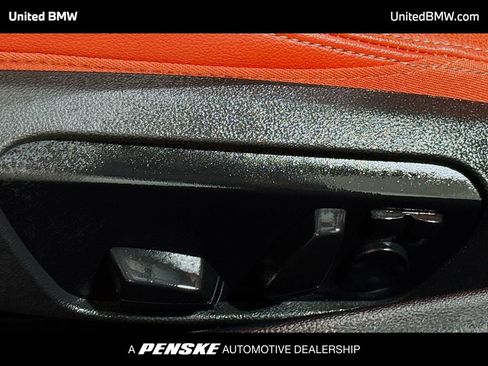 Used 2025 BMW Z4 M40i w/ Premium Package image 4