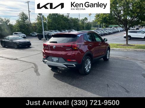 Used 2023 Buick Encore GX Essence w/ Experience Buick Package FWD image 5