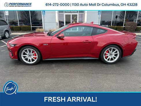 Used 2024 Ford Mustang GT Premium image 7