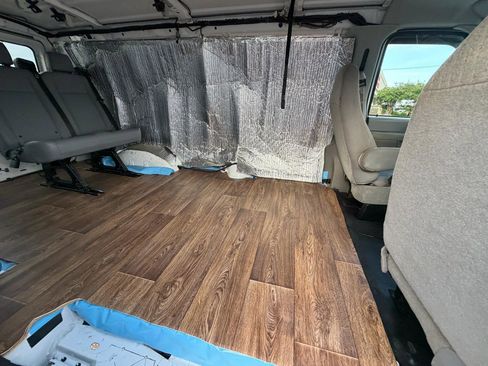 Used 2007 Ford E-250 and Econoline 250 RWD image 30