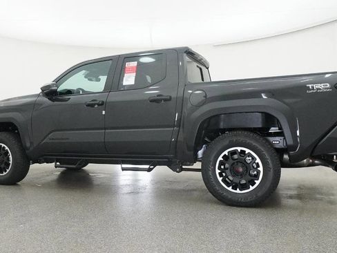 New 2026 Toyota Tacoma TRD Off-Road AWD/4WD image 4