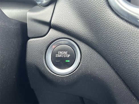 Used 2019 Chevrolet Equinox LT image 21