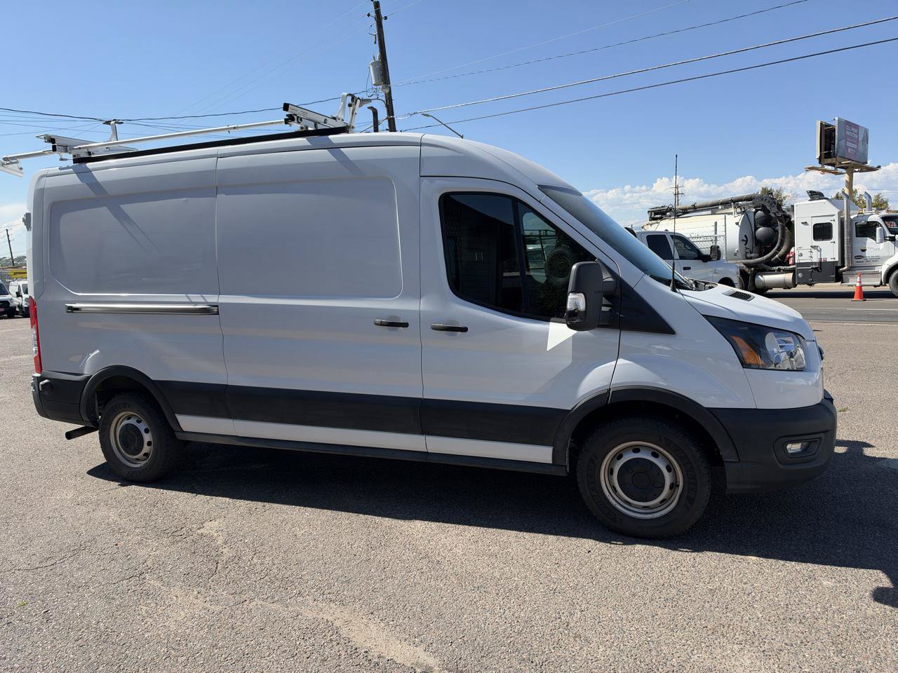Used 2020 Ford Transit 250 Medium Roof RWD image 1