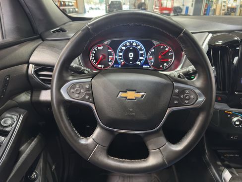 Used 2023 Chevrolet Traverse Premier AWD/4WD image 23