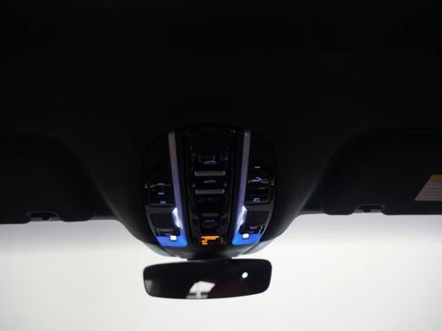 Certified 2022 Porsche Panamera Turbo S image 39