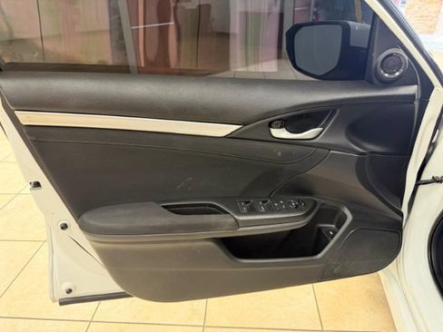 Used 2021 Honda Civic EX image 19