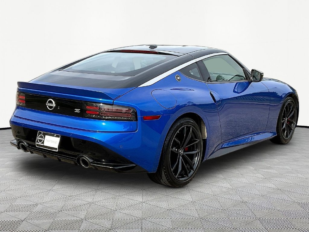 Used 2024 Nissan Z Performance w/ Floor Mat Package RWD image 6