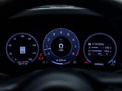 Used 2025 Porsche 911 Carrera image 42