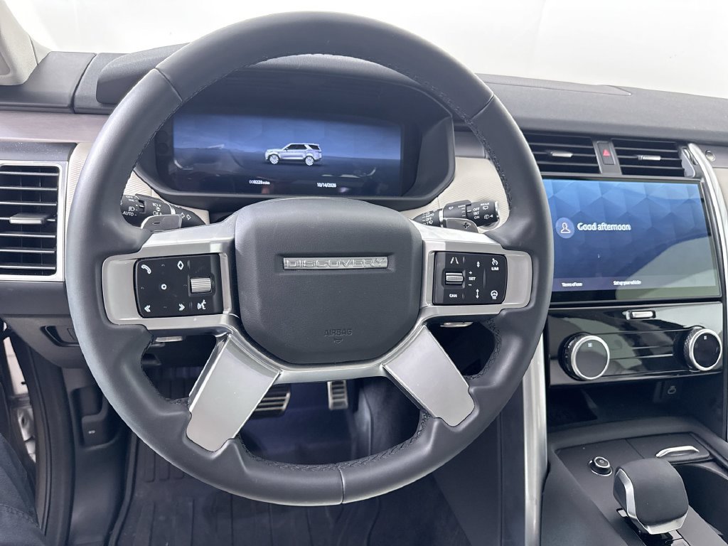 Used 2025 Land Rover Discovery Dynamic SE AWD/4WD image 14