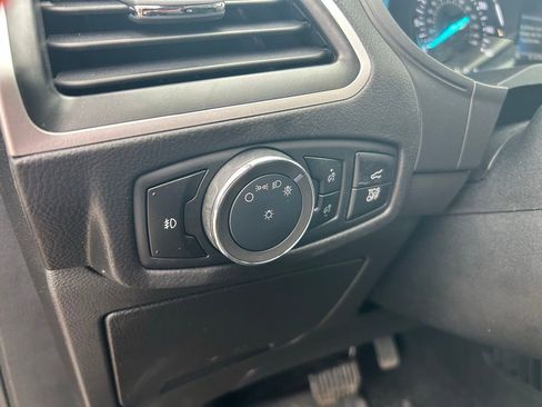 Used 2024 Ford Edge SEL w/ Convenience Package AWD/4WD image 17