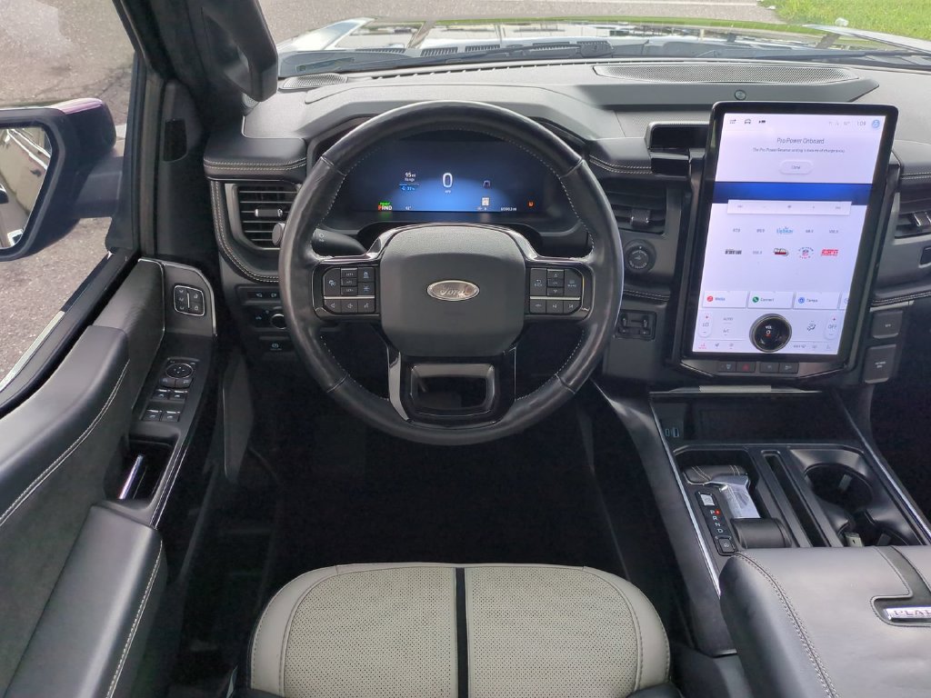 Used 2023 Ford F150 Lightning Platinum AWD/4WD image 18