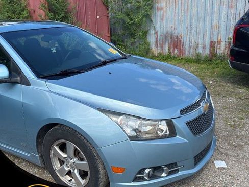 Used 2012 Chevrolet Cruze LT w/ All-Star Edition FWD image 3